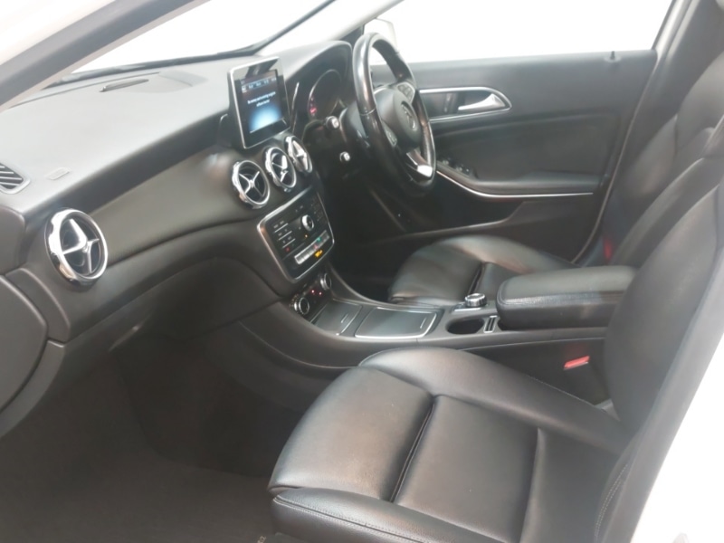 Used Mercedes-Benz GLA 2018 for sale - 76387849: Photo 5