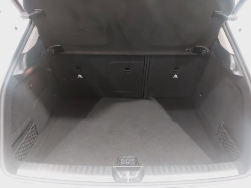 Used Mercedes-Benz GLA 2018 for sale - 76387849: Photo 8