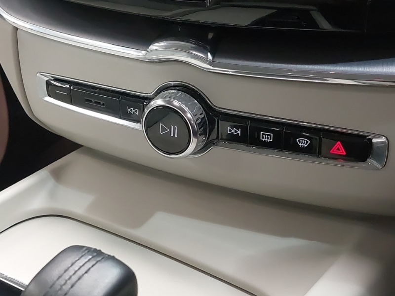 Used Volvo XC60 2021 for sale - 77284622: Photo 13