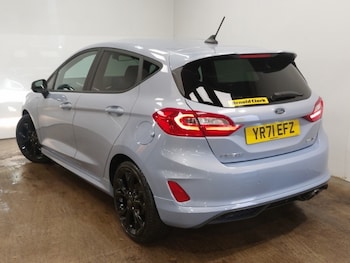 Used Ford Fiesta 2021 for sale - 76518910: Photo
