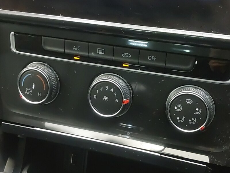 Used Volkswagen Golf 2019 for sale - 78126222: Photo 13