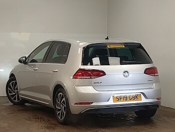 Used Volkswagen Golf 2019 for sale - 78126222: Photo