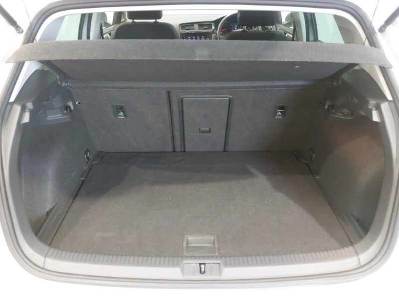 Used Volkswagen Golf 2019 for sale - 78126222: Photo 8