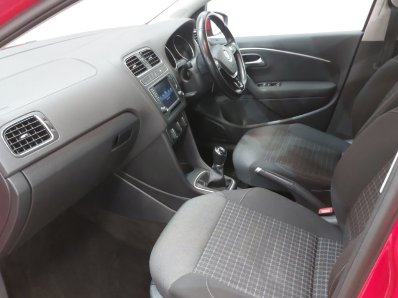 Used Volkswagen Polo 2017 for sale - 77907384: Photo 5