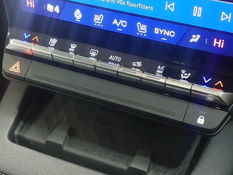 Used Renault Scenic E-Tech 2024 for sale - 76483839: Photo 13