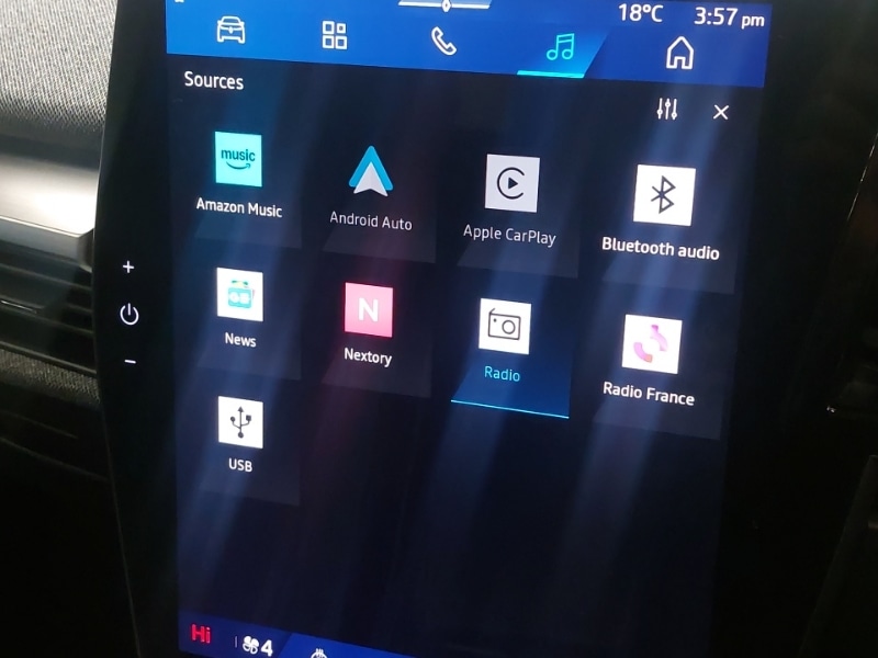 Used Renault Scenic E-Tech 2024 for sale - 76483839: Photo 15