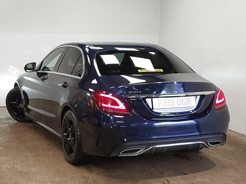 Used Mercedes-Benz C Class 2019 for sale - 77503252: Photo 3