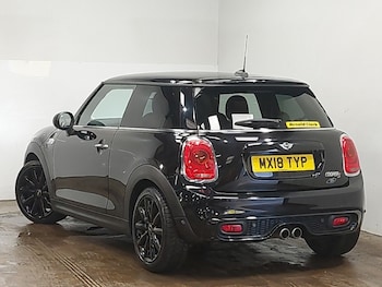Used MINI Hatch 2018 for sale - 78771112: Photo