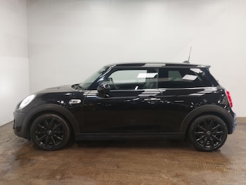 Used MINI Hatch 2018 for sale - 78771112: Photo
