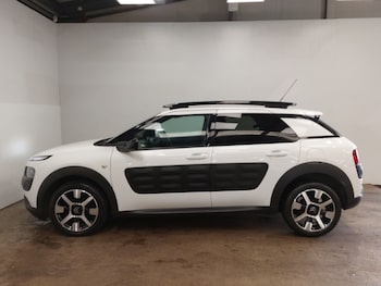 Used Citroen C4 Cactus 2017 for sale - 78536808: Photo