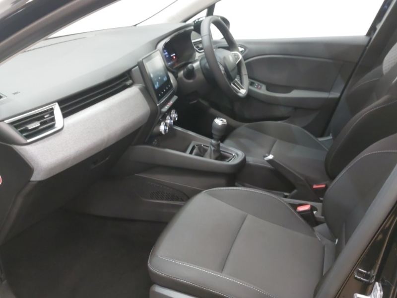 Used Renault Clio 2025 for sale - 76619256: Photo 5