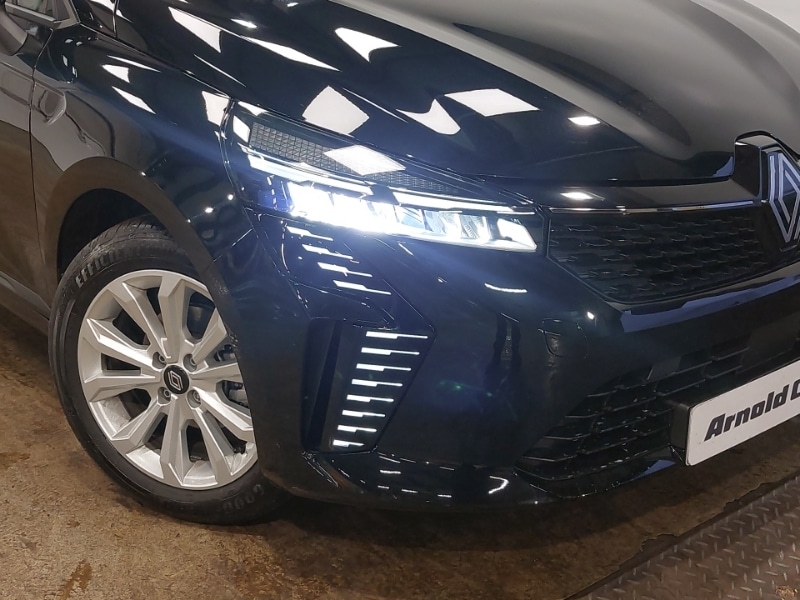 Used Renault Clio 2025 for sale - 76619256: Photo 9