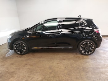 Used Renault Clio 2025 for sale - 78559805: Photo