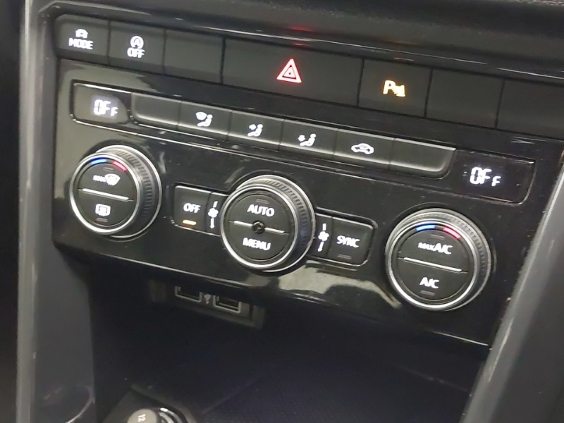 Used Volkswagen T-Roc 2018 for sale - 77750593: Photo 13