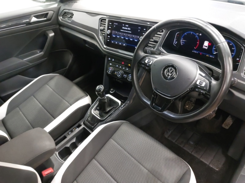 Used Volkswagen T-Roc 2018 for sale - 77750593: Photo 18