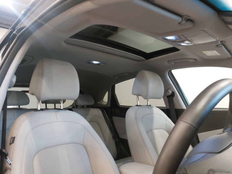 Used Hyundai KONA 2023 for sale - 76893552: Photo 18