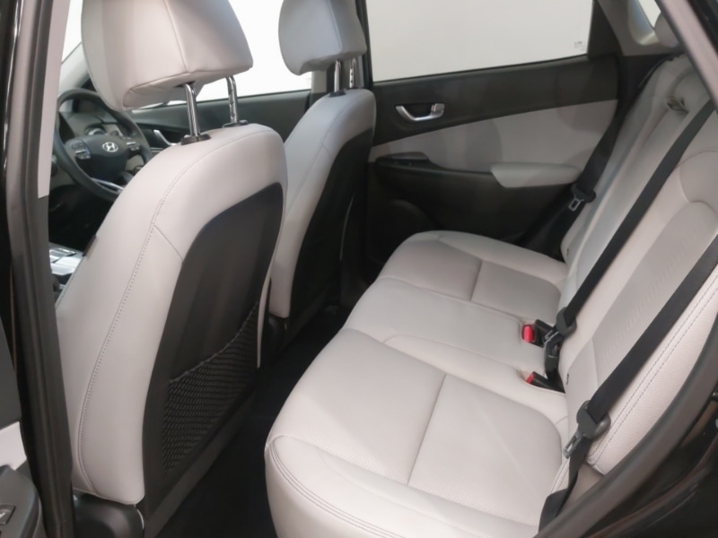 Used Hyundai KONA 2023 for sale - 76893552: Photo 6