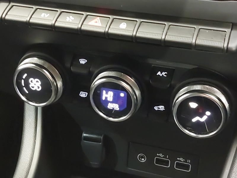 Used Renault Captur 2024 for sale - 76974937: Photo 13