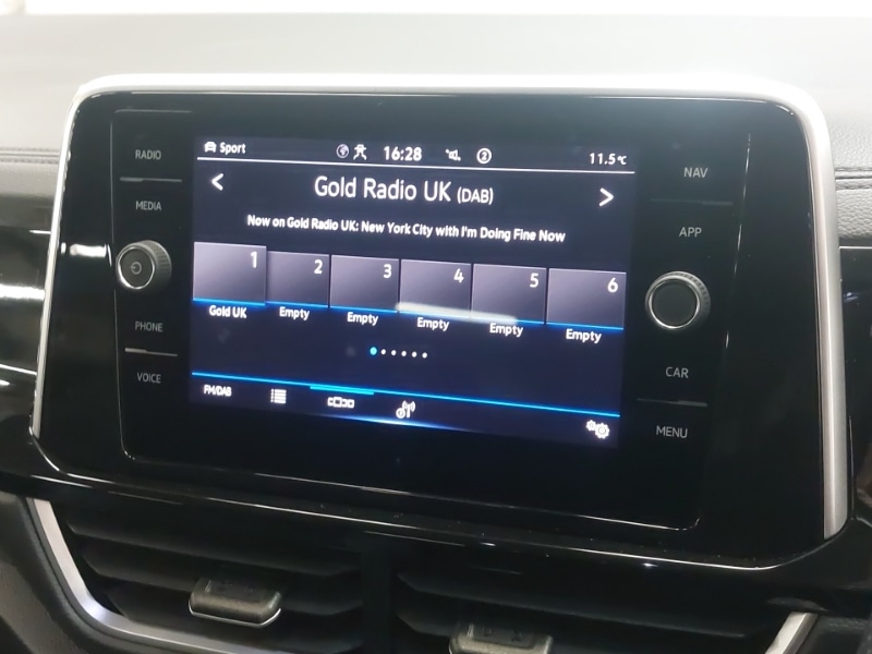 Used Volkswagen T-Roc 2023 for sale - 77433448: Photo 14