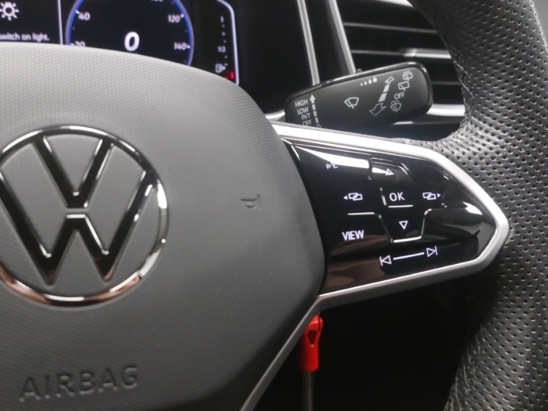 Used Volkswagen T-Roc 2023 for sale - 77433448: Photo 16