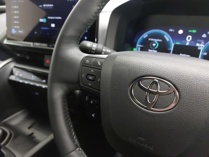 Used Toyota C-HR 2024 for sale - 77663811: Photo 17