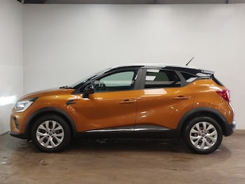 Used Renault Captur 2020 for sale - 77371321: Photo