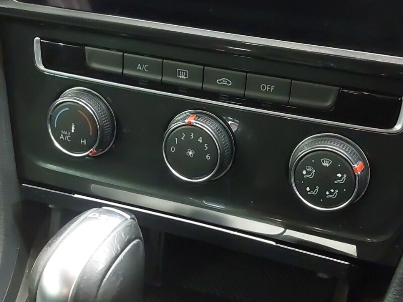 Used Volkswagen Golf 2019 for sale - 77999948: Photo 13