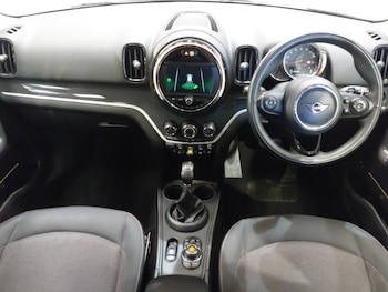 Used MINI Countryman 2019 for sale - 77242101: Photo