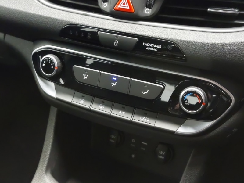 Used Hyundai i30 2018 for sale - 77466454: Photo 13