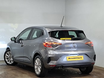 Used Renault Clio 2024 for sale - 79493138: Photo