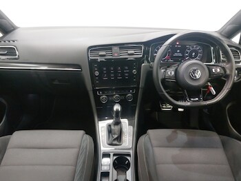 Used Volkswagen Golf 2019 for sale - 77652240: Photo