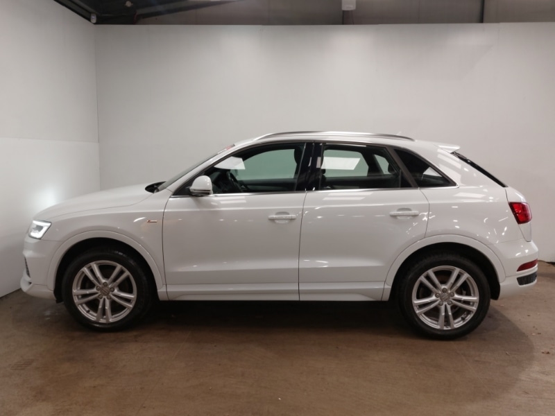 Used Audi Q3 2017 for sale - 76579391: Photo 4
