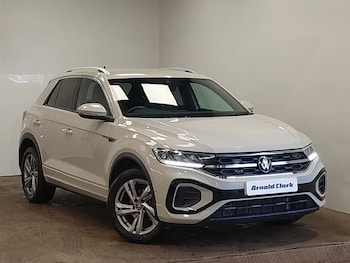 Used Volkswagen T-Roc 2024 for sale - 77300055: Photo