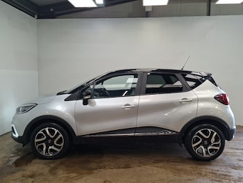 Used Renault Captur 2019 for sale - 79126803: Photo