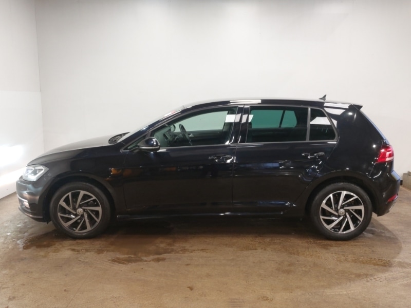 Used Volkswagen Golf 2019 for sale - 76619243: Photo 4