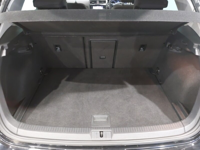 Used Volkswagen Golf 2019 for sale - 76619243: Photo 8