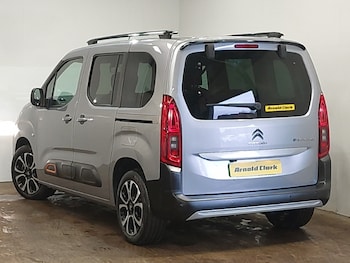 Used Citroen Berlingo 2023 for sale - 77652211: Photo