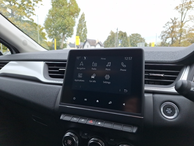 Used Renault Captur 2024 for sale - 76683649: Photo 12