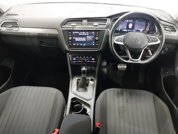 Used Volkswagen Tiguan Allspace 2022 for sale - 77767373: Photo