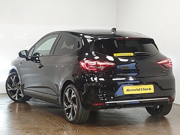 Used Renault Clio 2023 for sale - 77815707: Photo