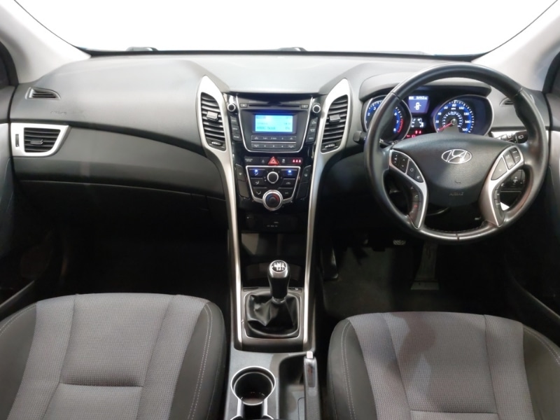Used Hyundai i30 2016 for sale - 77889527: Photo 2