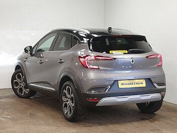 Used Renault Captur 2022 for sale - 77251647: Photo
