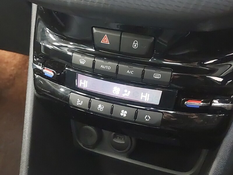 Used Peugeot 2008 2019 for sale - 77568808: Photo 13