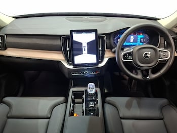 Used Volvo XC90 2025 for sale - 79139632: Photo