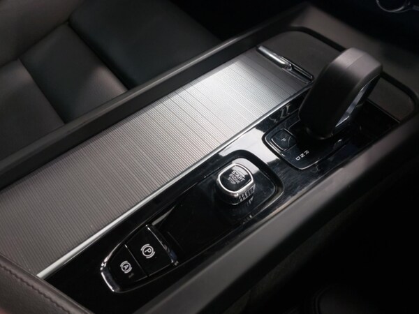 Used Volvo XC60 2023 for sale - 74873969: Photo 12