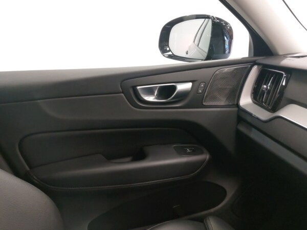 Used Volvo XC60 2023 for sale - 74873969: Photo 16
