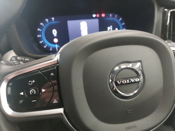 Used Volvo XC60 2023 for sale - 74873969: Photo 17