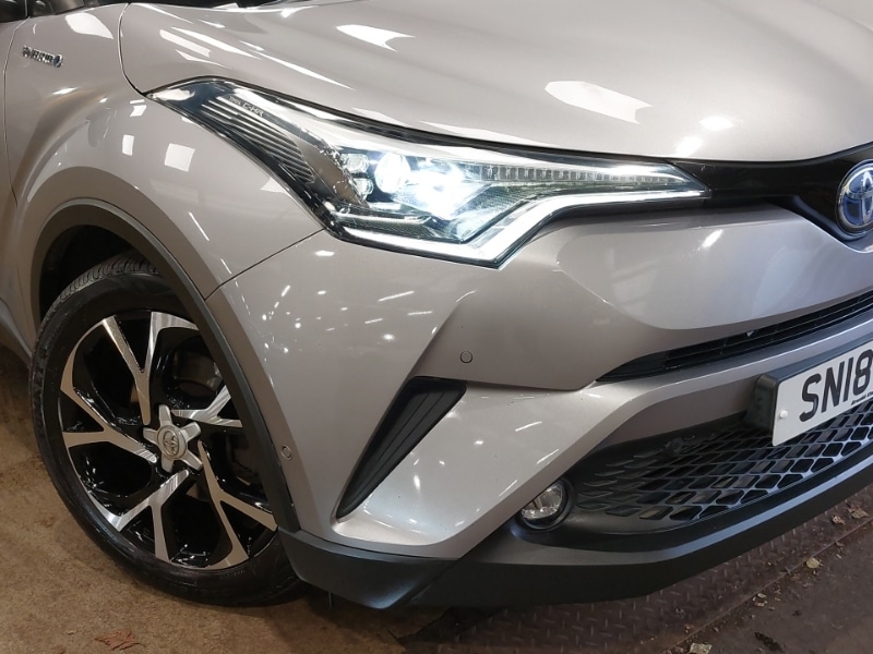 Used Toyota C-HR 2018 for sale - 76636569: Photo 9