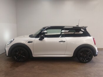 Used MINI Hatch 2022 for sale - 78283537: Photo