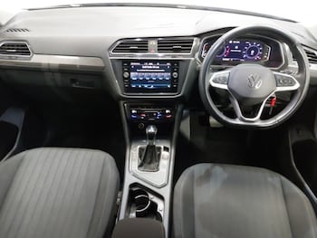 Used Volkswagen Tiguan Allspace 2024 for sale - 77392884: Photo